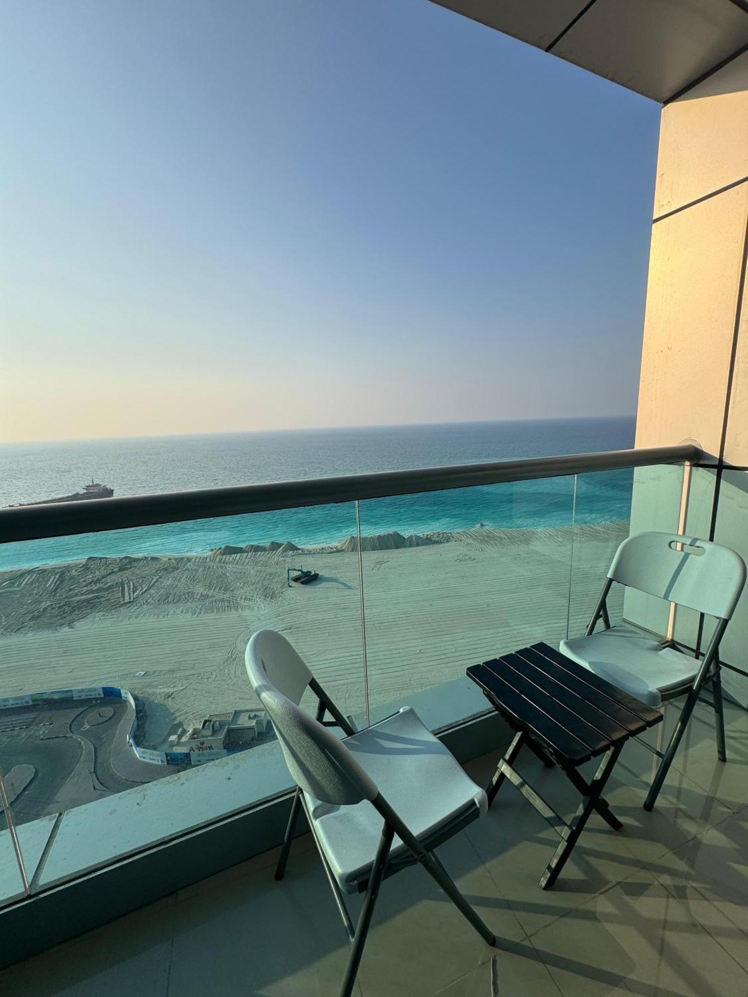 Ocean View Luxury Suites Аджман Экстерьер фото