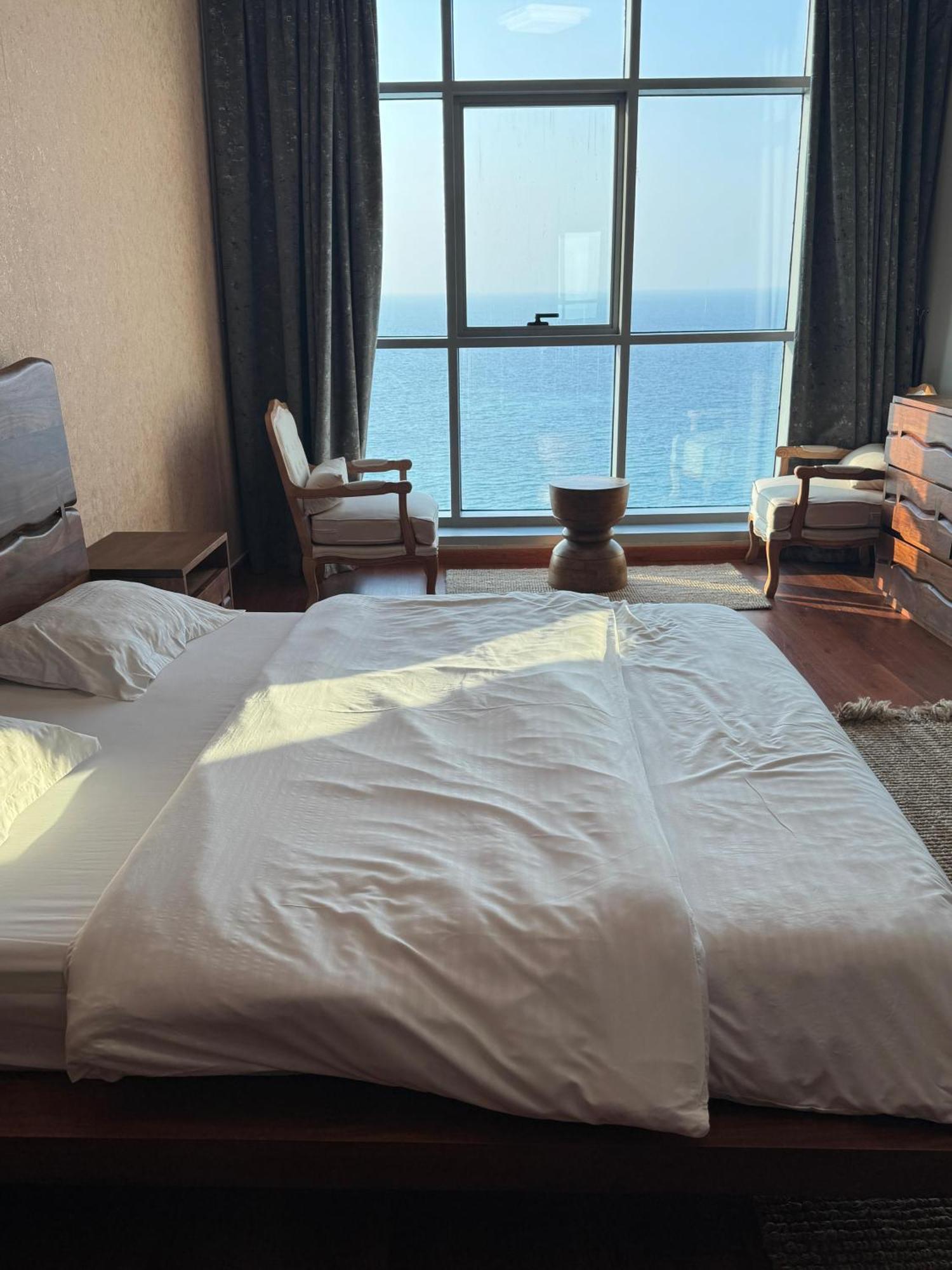 Ocean View Luxury Suites Аджман Экстерьер фото