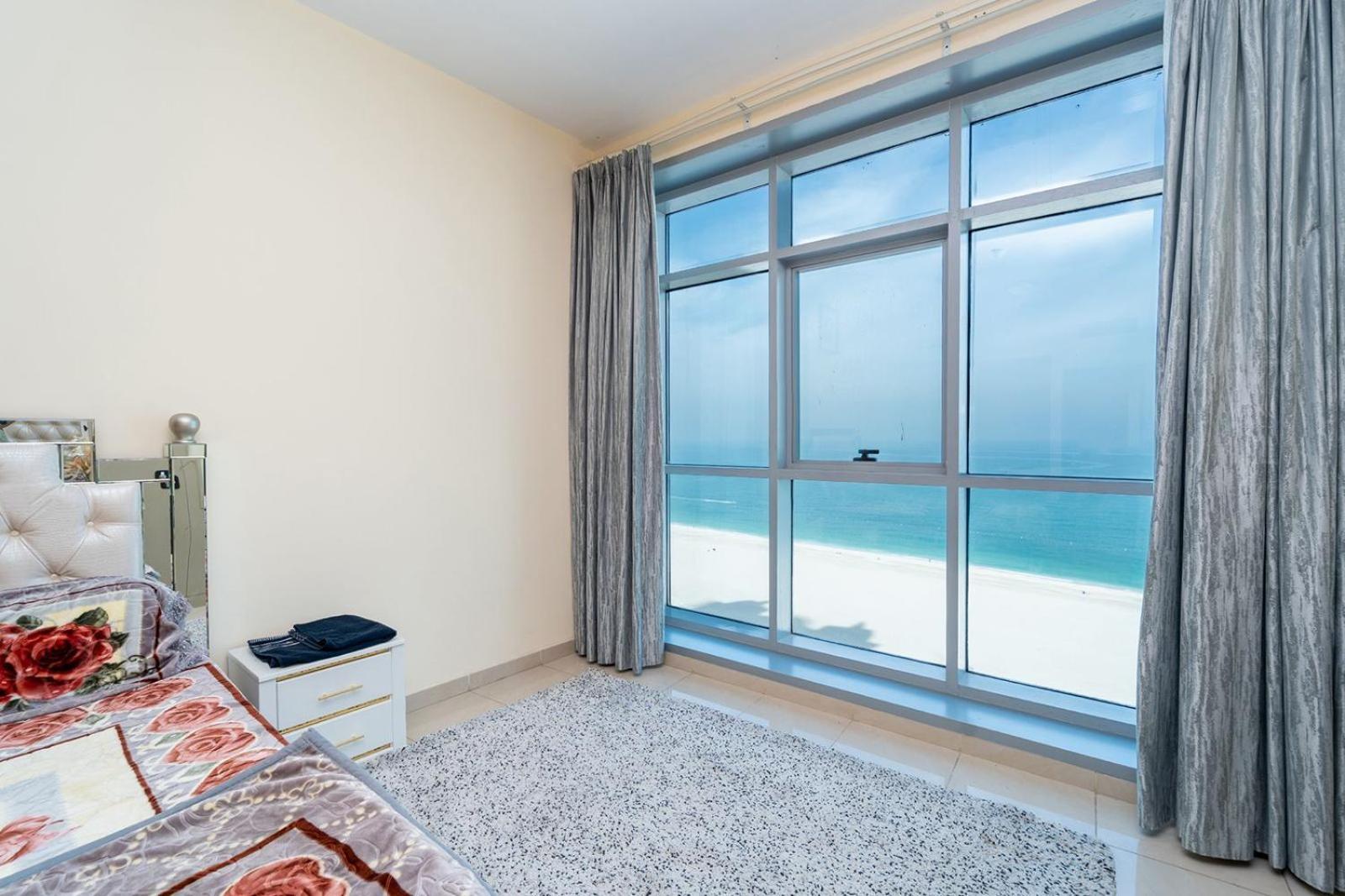 Ocean View Luxury Suites Аджман Экстерьер фото
