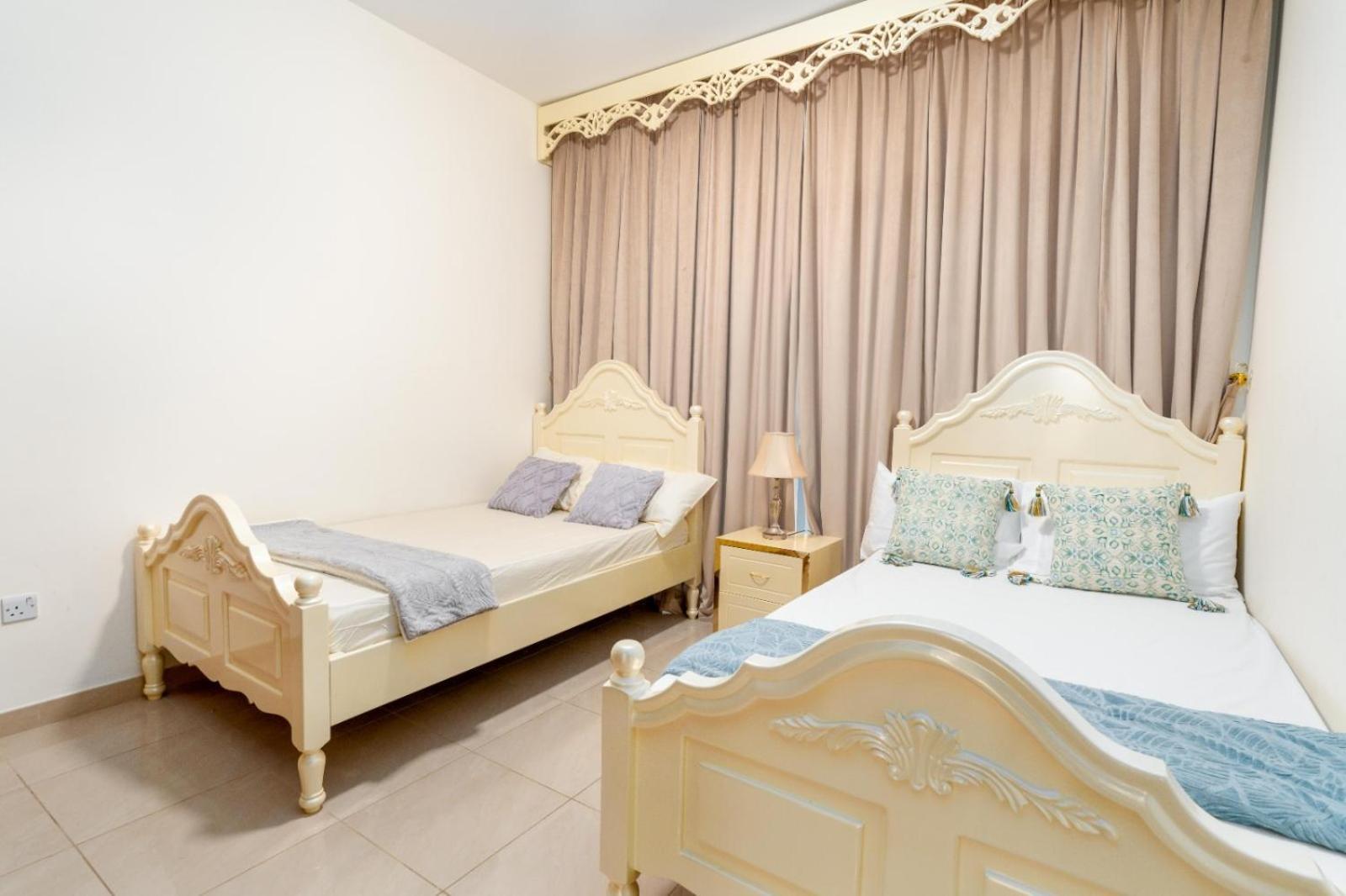 Ocean View Luxury Suites Аджман Экстерьер фото